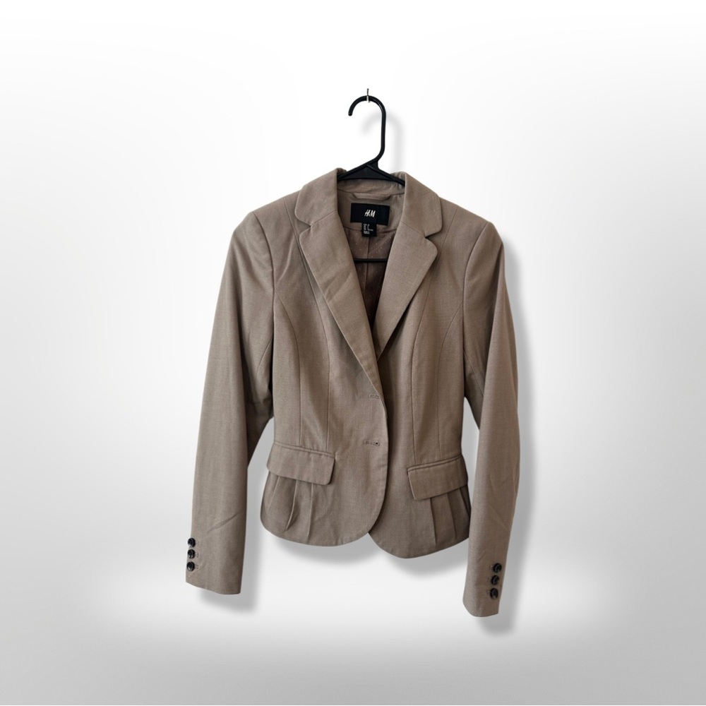 Women’s H&M Tan/Beige Professional Button Down Blazer/Suit Jacket, Size 2